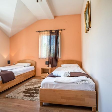 Garni Hotel Mali Predah Knjazevac Екстериор снимка
