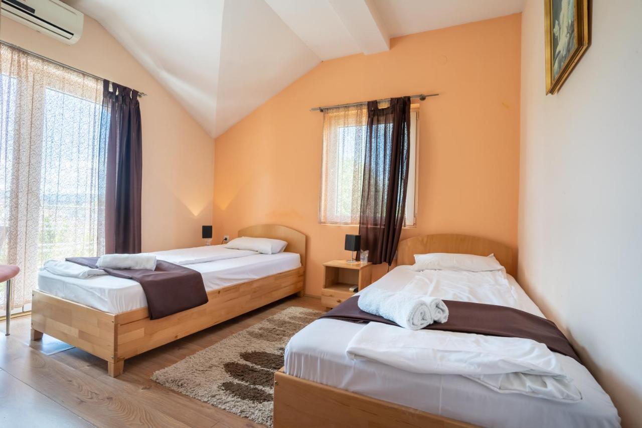 Garni Hotel Mali Predah Knjazevac Екстериор снимка