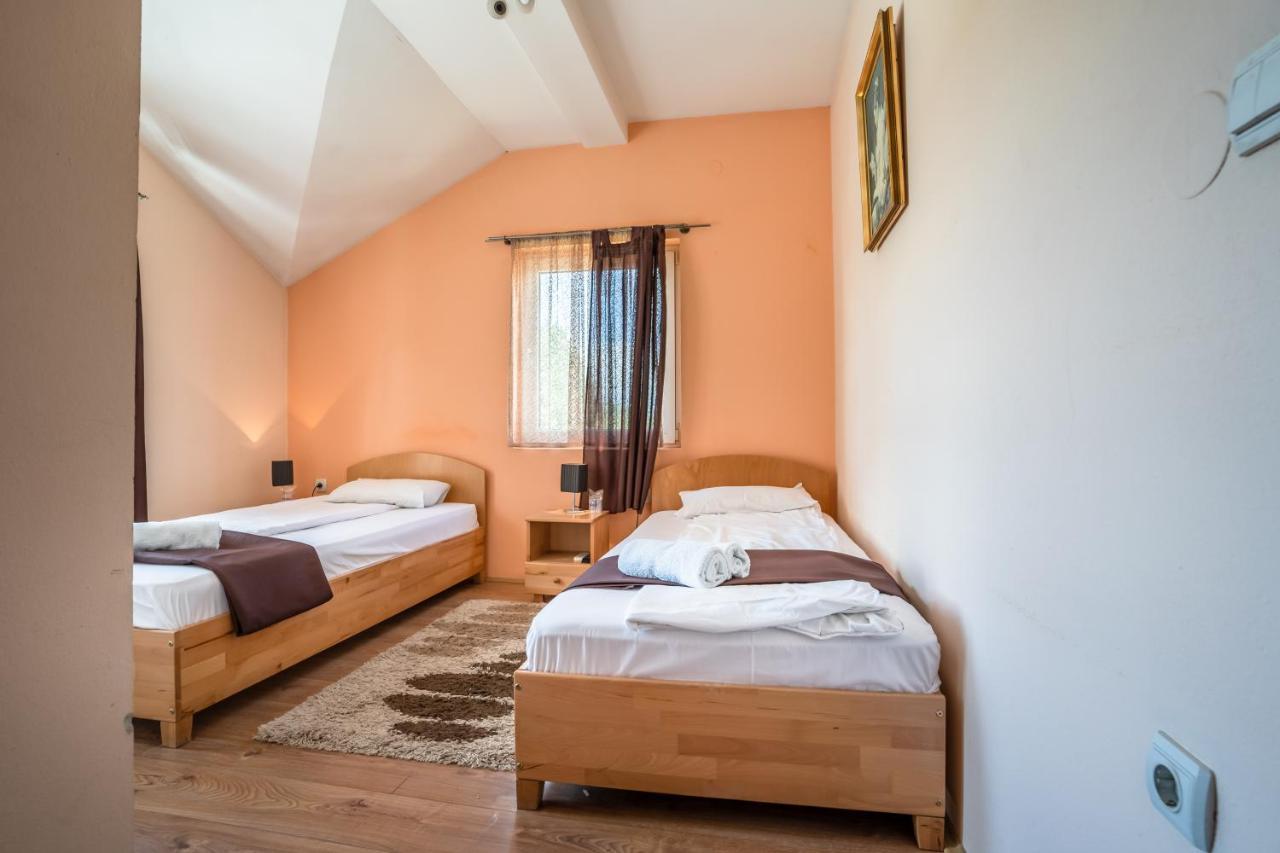 Garni Hotel Mali Predah Knjazevac Екстериор снимка